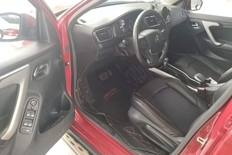 Used Citroen C3-XR 2015 1.6L Automatic Pioneer Model Driver Seat