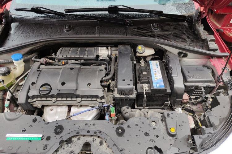 Used Citroen C3-XR 2015 1.6L Automatic Pioneer Model Engine Bay
