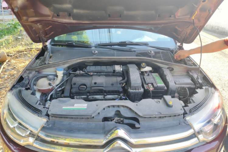 Used Citroen C3-XR 2015 1.6L Automatic Pioneer Model Engine Bay