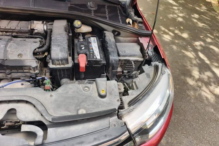 Used Citroen C3-XR 2015 1.6L Automatic Pioneer Model Engine Bay Left