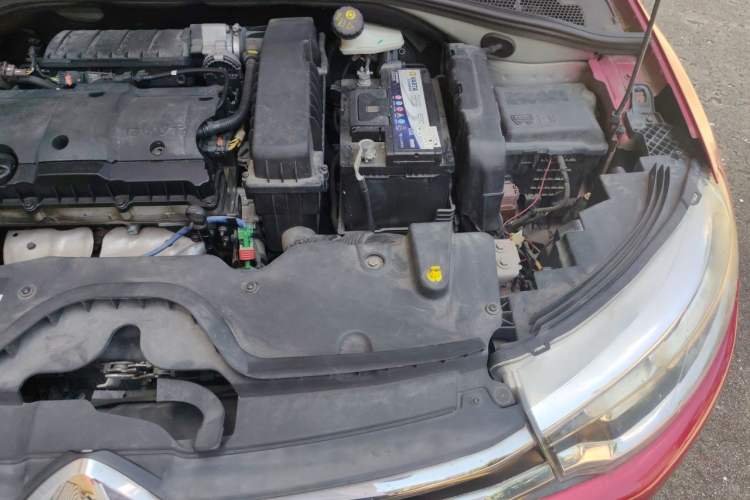 Used Citroen C3-XR 2015 1.6L Automatic Fashion Model Engine Bay Left
