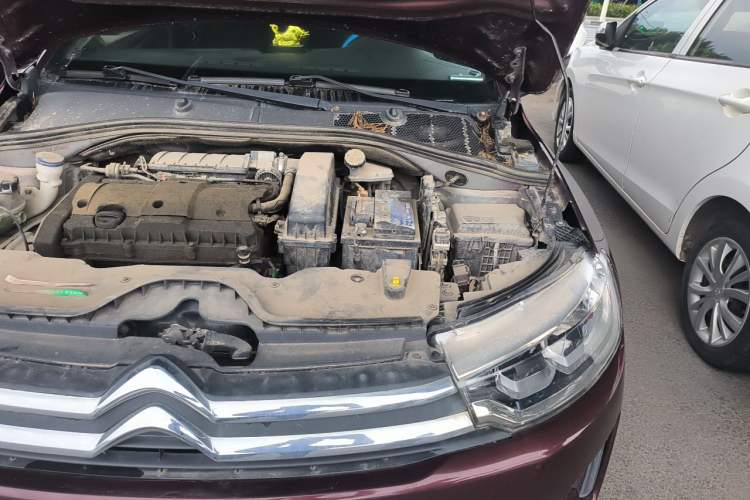 Used Citroen C3-XR 2015 1.6L Manual Fashion Edition Engine Bay Left