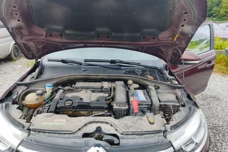 Used Citroen C3-XR 2015 1.6L Automatic Smart Version Engine Bay