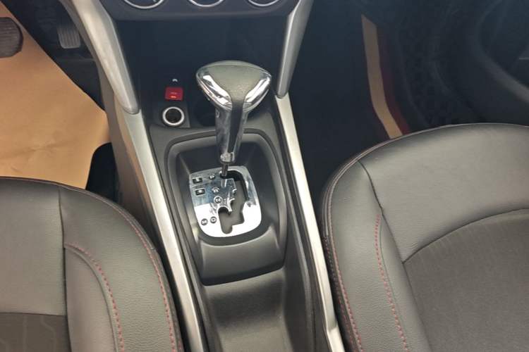 Used Citroen C3-XR 2015 1.6L Automatic Smart Version Gear Lever