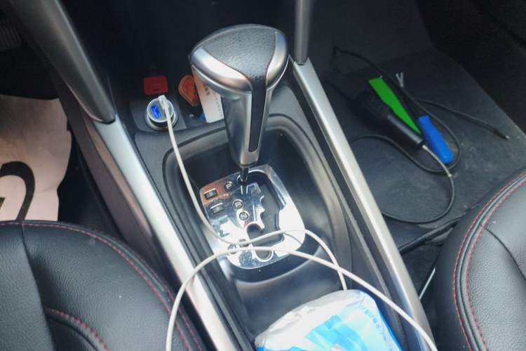 Used Citroen C3-XR 2015 1.6L Automatic Smart Version Gear Lever