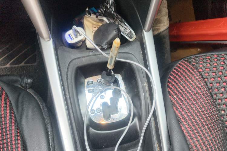 Used Citroen C3-XR 2015 1.6L Automatic Pioneer Model Gear Lever