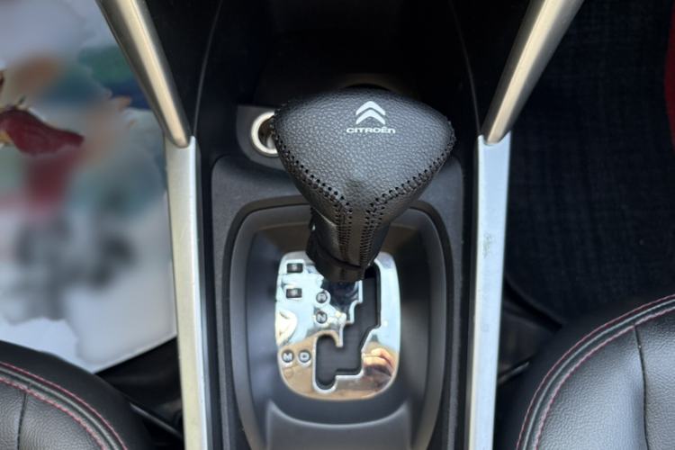 Used Citroen C3-XR 2015 1.6L Automatic Pioneer Model Gear Lever
