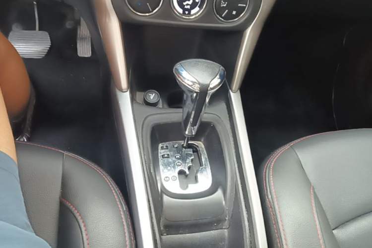 Used Citroen C3-XR 2015 1.6L Automatic Pioneer Model Gear Lever