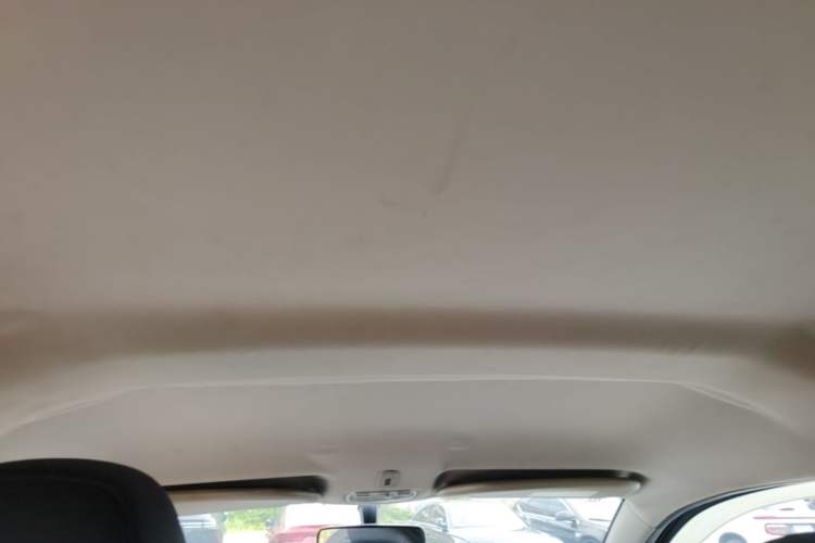 Used Citroen C3-XR 2015 1.6L Automatic Smart Version Headliner