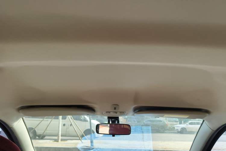 Used Citroen C3-XR 2015 1.6L Automatic Pioneer Model Headliner