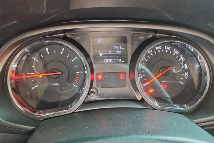 Used Citroen C3-XR 2015 1.6THP Automatic Pioneer Model Instrument Cluster