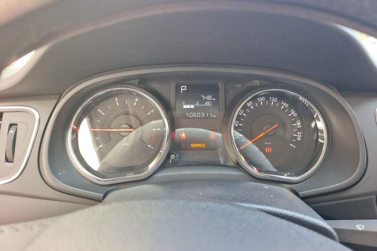 Used Citroen C3-XR 2015 1.6L Automatic Smart Version Instrument Cluster
