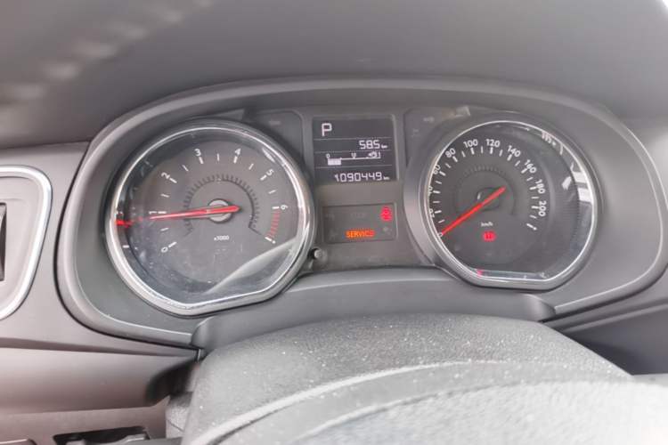 Used Citroen C3-XR 2015 1.6L Automatic Smart Version Instrument Cluster
