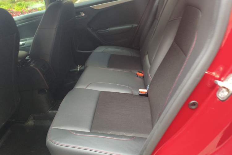 Used Citroen C3-XR 2015 1.6L Automatic Smart Version Interior 4