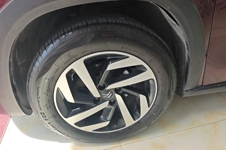 Used Citroen C3-XR 2015 1.6L Automatic Smart Version Left Front Wheel Hub
