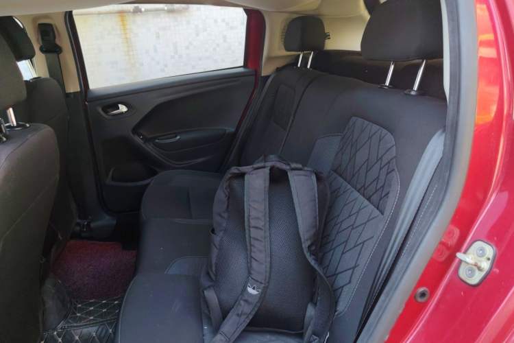 Used Citroen C3-XR 2015 1.6L Automatic Fashion Model Left Rear Seat