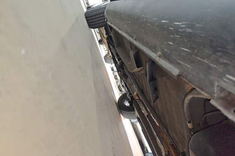 Used Citroen C3-XR 2015 1.6THP Automatic Pioneer Model Left Side Sill