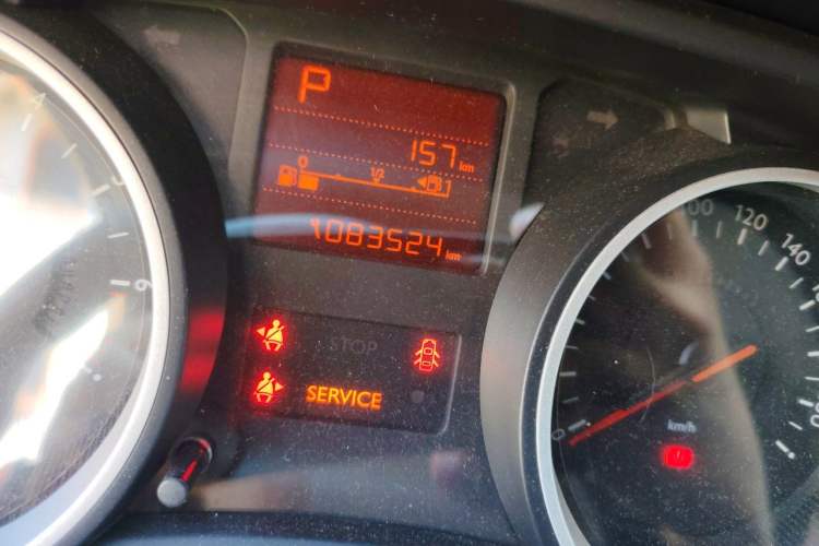 Used Citroen C3-XR 2015 1.6L Automatic Fashion Model Odometer Close Up