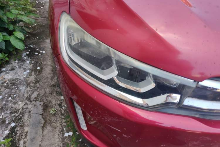 Used Citroen C3-XR 2015 1.6L Automatic Fashion Model Right Front Headlight