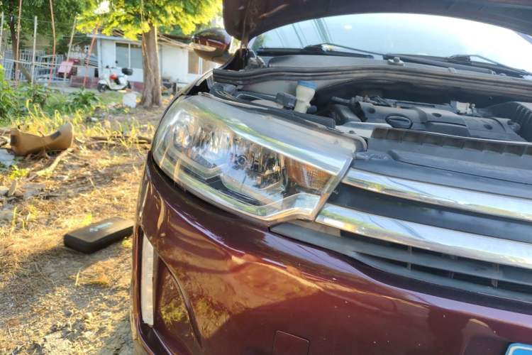 Used Citroen C3-XR 2015 1.6L Automatic Pioneer Model Right Front Headlight