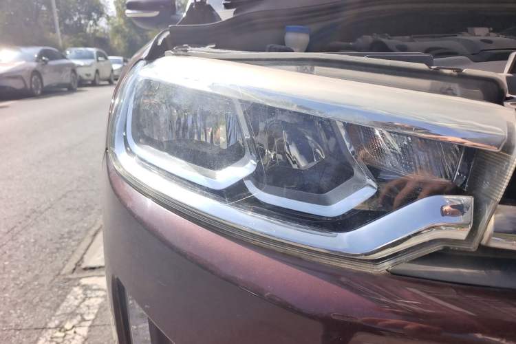 Used Citroen C3-XR 2015 1.6L Automatic Smart Version Right Front Headlight