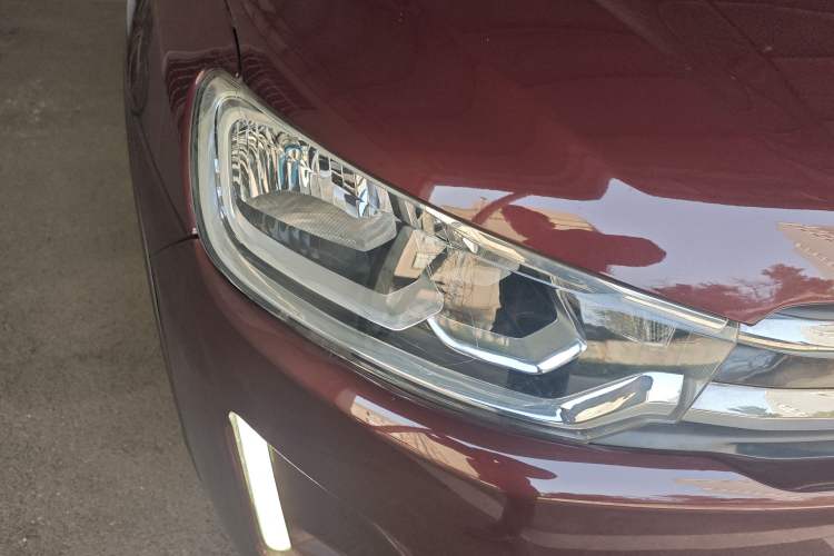 Used Citroen C3-XR 2015 1.6L Manual Pioneer Model Right Front Headlight