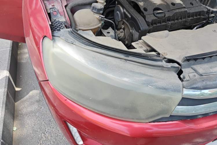 Used Citroen C3-XR 2015 1.6L Automatic Pioneer Model Right Front Headlight