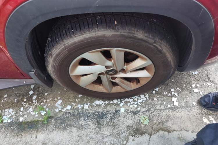Used Citroen C3-XR 2015 1.6L Automatic Fashion Model Right Front Wheel Hub