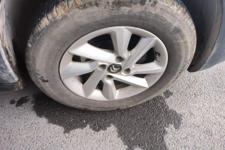 Used Citroen C3-XR 2015 1.6L Manual Fashion Edition Right Front Wheel Hub