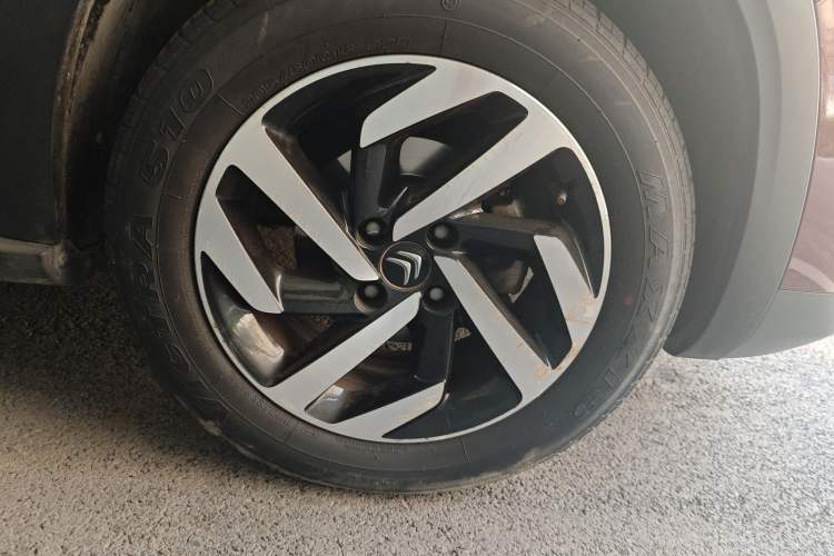 Used Citroen C3-XR 2015 1.6L Manual Pioneer Model Right Front Wheel Hub