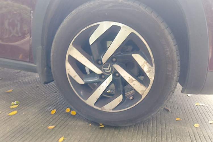 Used Citroen C3-XR 2015 1.6L Automatic Pioneer Model Right Front Wheel Hub