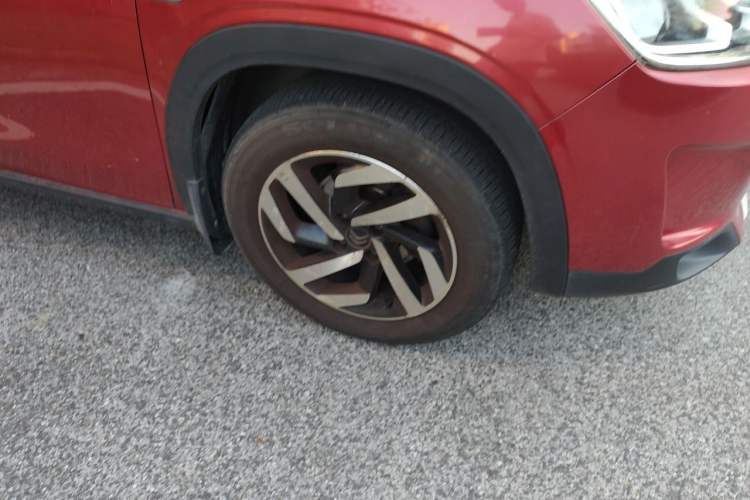 Used Citroen C3-XR 2015 1.6L Automatic Pioneer Model Right Front Wheel Hub