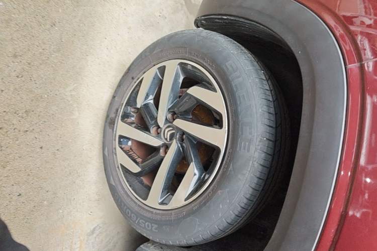 Used Citroen C3-XR 2015 1.6THP Automatic Pioneer Model Right Rear Wheel Hub