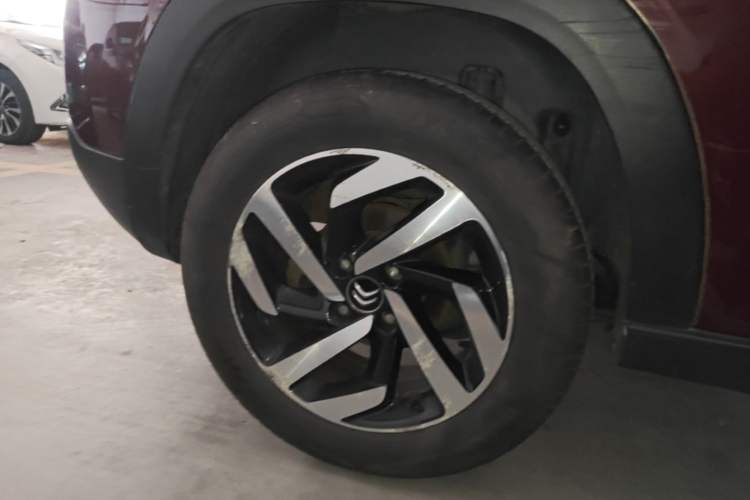 Used Citroen C3-XR 2015 1.6L Automatic Pioneer Model Right Rear Wheel Hub