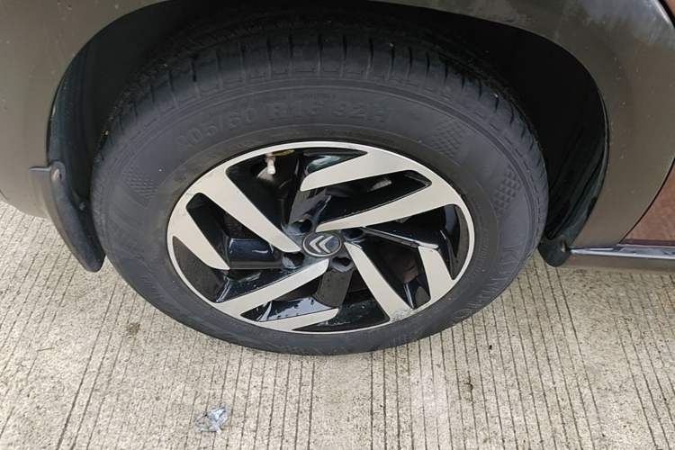 Used Citroen C3-XR 2015 1.6L Automatic Pioneer Model Right Rear Wheel Hub