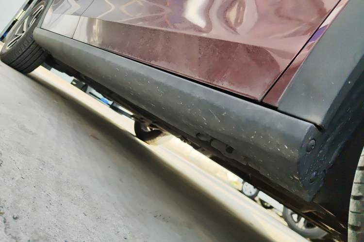 Used Citroen C3-XR 2015 1.6L Automatic Smart Version Right Side Sill