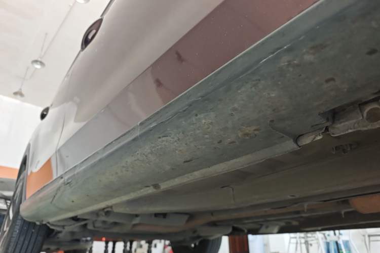 Used Citroen C3-XR 2015 1.6L Automatic Smart Version Right Side Sill
