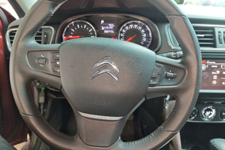 Used Citroen C3-XR 2015 1.6THP Automatic Pioneer Model Steering Wheel