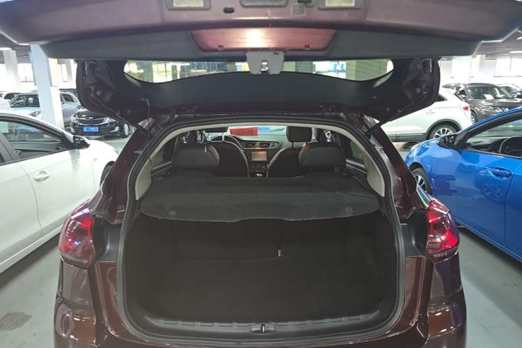 Used Citroen C3-XR 2015 1.6L Automatic Pioneer Model Trunk