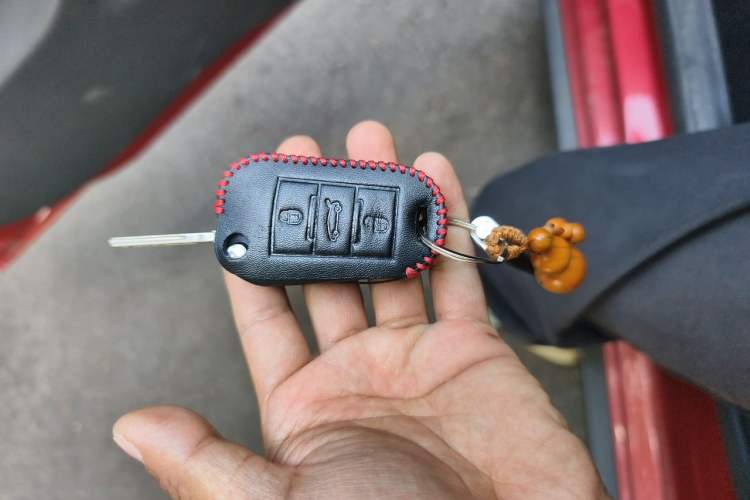 Used Citroen C3-XR 2015 1.6L Automatic Pioneer Model Vehicle Key