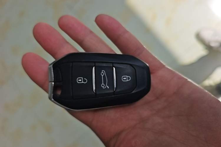 Used Citroen C3-XR 2015 1.6L Automatic Smart Version Vehicle Key