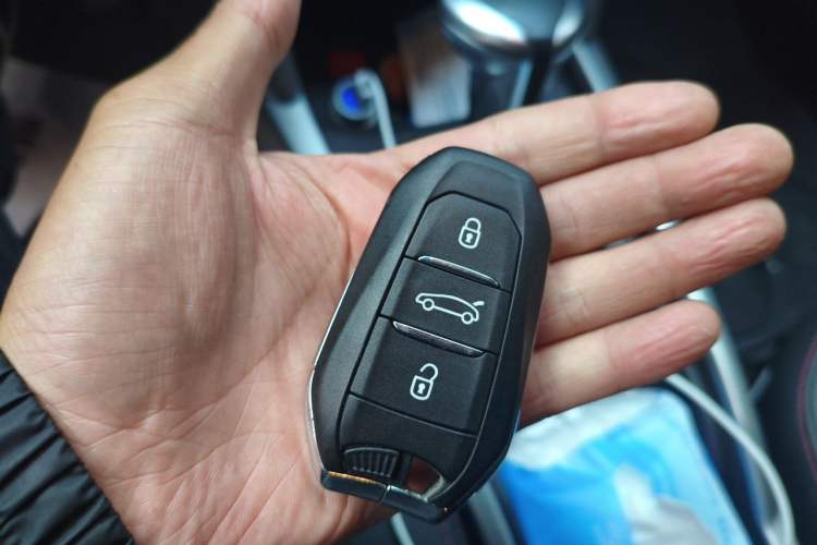 Used Citroen C3-XR 2015 1.6L Automatic Smart Version Vehicle Key