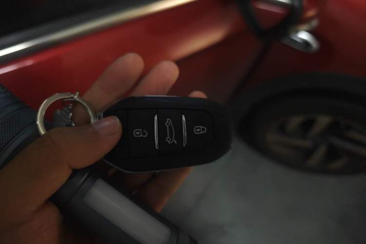 Used Citroen C3-XR 2015 1.6L Automatic Smart Version Vehicle Key