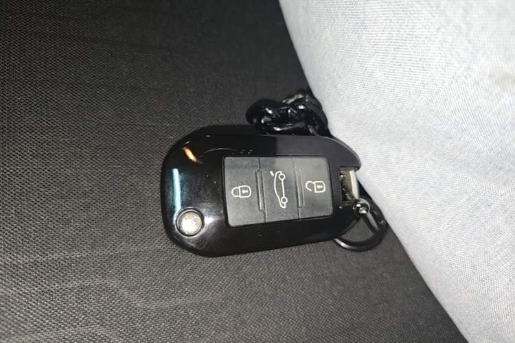 Used Citroen C3-XR 2015 1.6L Automatic Pioneer Model Vehicle Key
