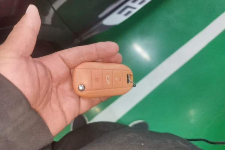 Used Citroen C3-XR 2015 1.6THP Automatic Pioneer Model Vehicle Key