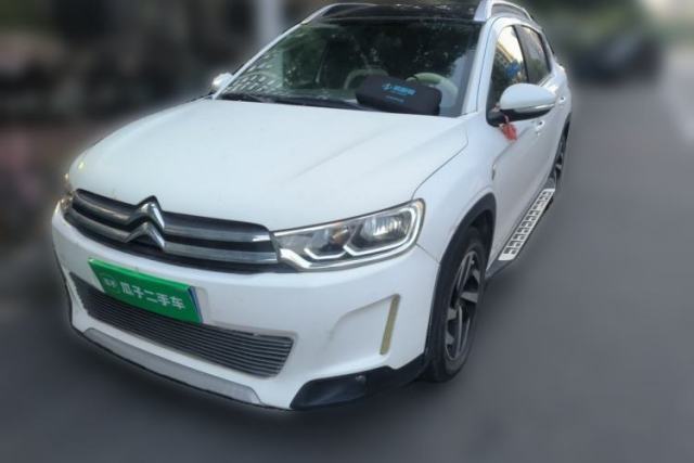 Używany Citroen C3-XR 2015 1.6L Automatic Pioneer Model