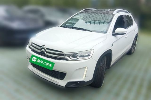 Ojetý Citroen C3-XR 2015 1.6L Automatic Pioneer Model