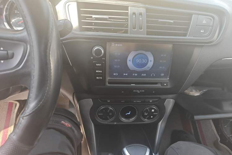Used Citroen C3-XR 2015 1.6L Automatic Pioneer Model Audio And AC Panel