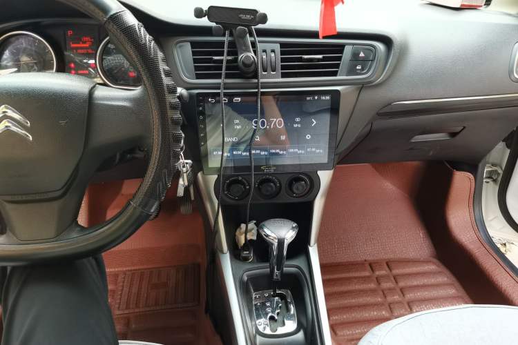 Used Citroen C3-XR 2015 1.6L Automatic Fashion Model Audio And AC Panel