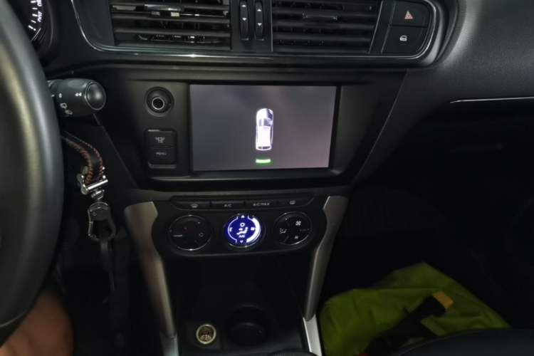 Used Citroen C3-XR 2015 1.6L Automatic Pioneer Model Audio And AC Panel